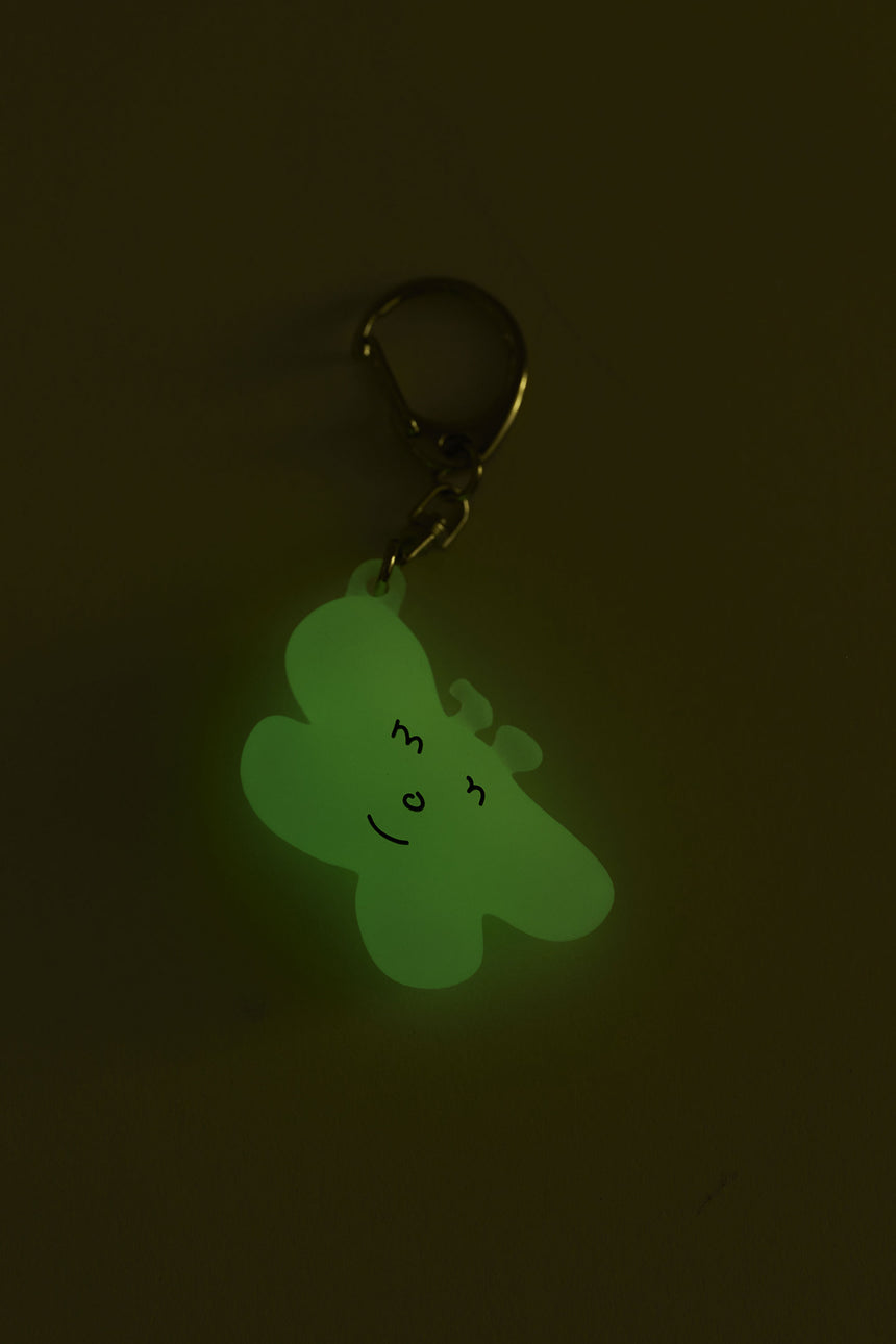 [moni goods] moni-chan glow-in-the-dark keychain